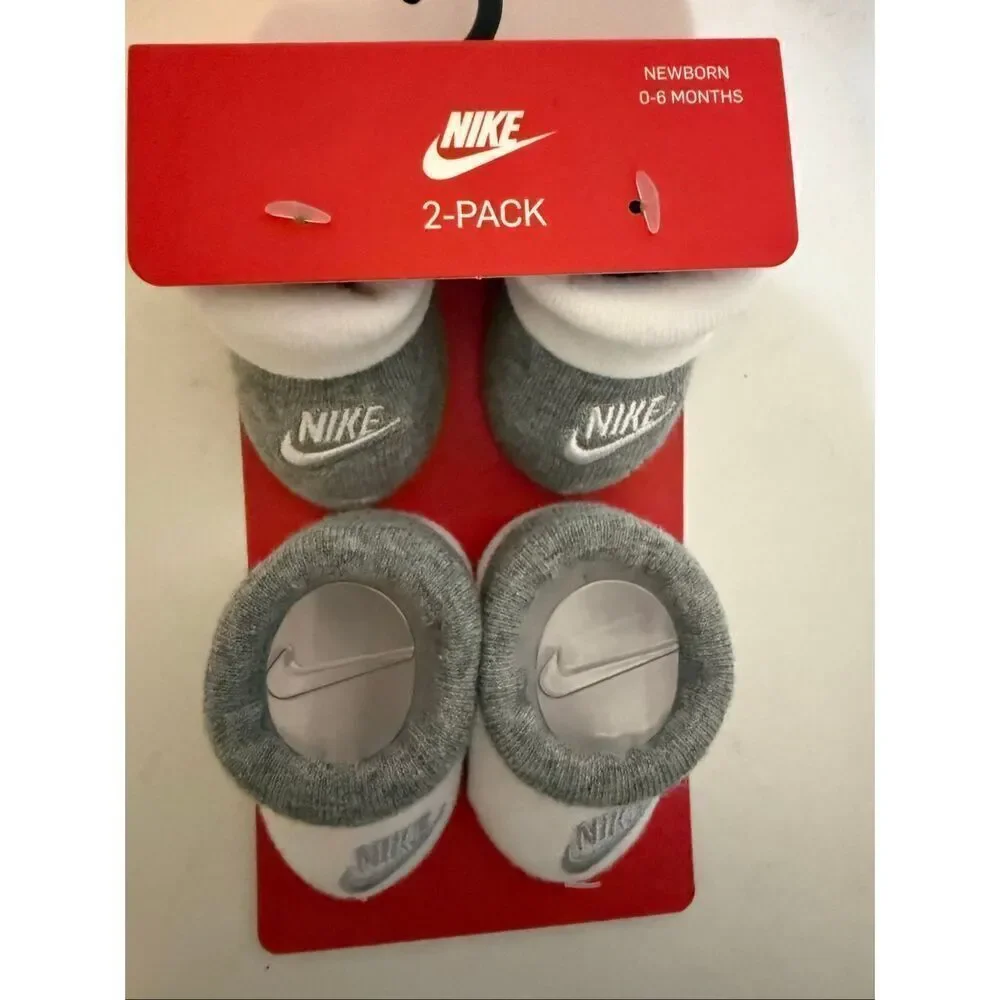 Nike infant newborn